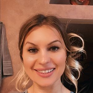 Meet your Posher, Jenny